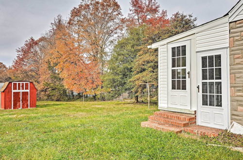 Foto 4 - Remodeled Abingdon House w/ Spacious Yard