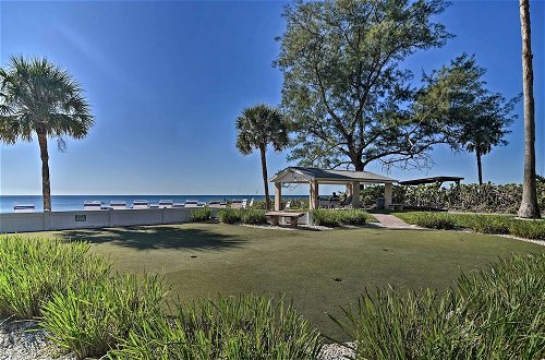 Foto 18 - Sunny Gulf Coast Villa: Direct Beach & Pool Access
