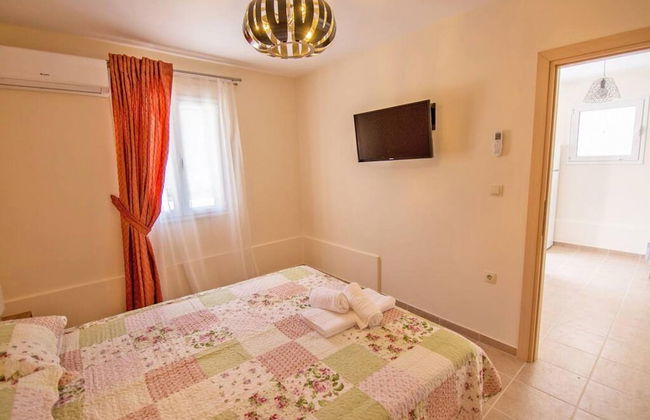 Villa Elpida at Minies - Photo 17