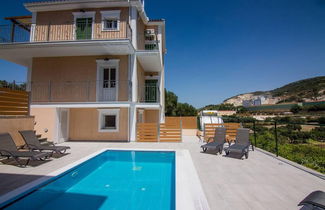 Photo 1 - Villa Elpida at Minies