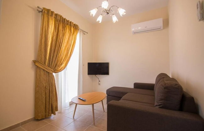 Villa Elpida at Minies - Photo 3