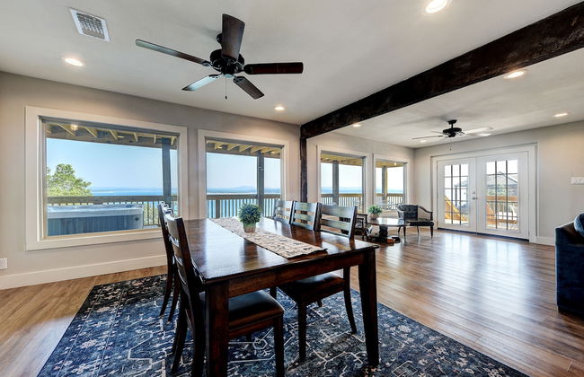 Waterfront Lake House With Hot Tub & Firepit - Foto 25