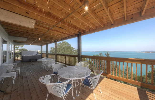 Waterfront Lake House With Hot Tub & Firepit - Foto 34