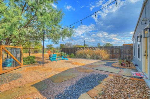 Photo 33 - The Janis Bungalow W/hot tub