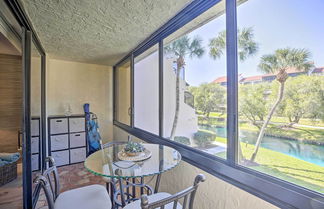 Foto 3 - Sunny Siesta Key Condo w/ Beach Access + Pool