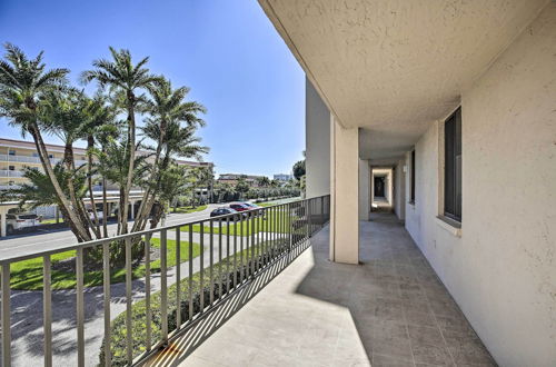 Photo 22 - Sunny Siesta Key Condo w/ Beach Access + Pool