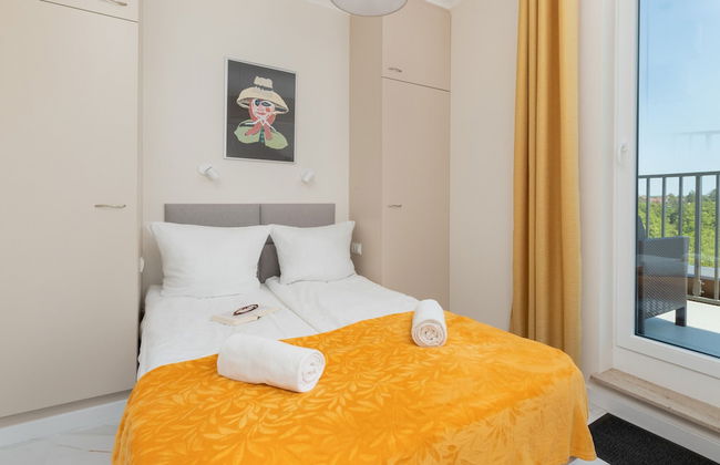Sunny Seaside Apartment by Renters - Foto 3