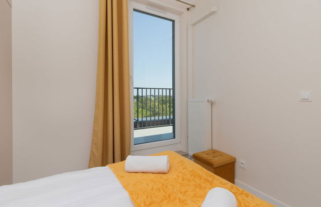 Sunny Seaside Apartment by Renters - Foto 6