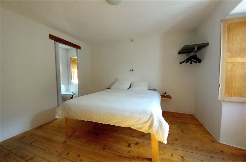 Photo 2 - Room in Apartment - Casa Coerente Cavergno Double Room 2
