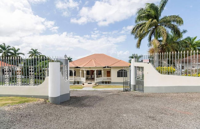 Lovely 1-bed in Montego Bay-rose View Apartment - Foto 1