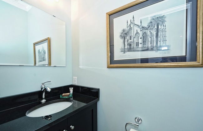 The Home Collection - 600 Hermitage Road - Foto 18