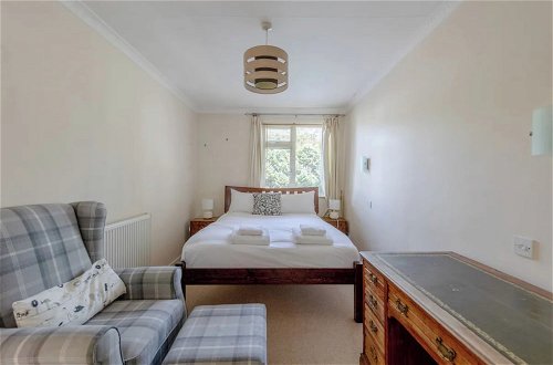 Foto 7 - Lovely 3BD Family Home With Garden - Richmond