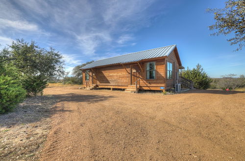 Photo 20 - Mesquite Cabin With Hot Tub & Hill Country Views