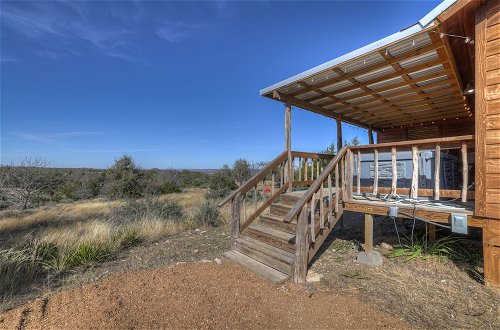 Foto 14 - Mesquite Cabin With Hot Tub & Hill Country Views