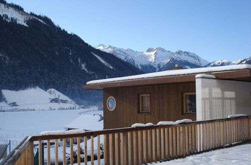 Photo 20 - Holiday Home With Swimming Pool in Wald im Pinzgau