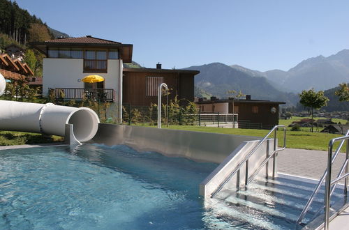 Foto 16 - Holiday Home With Swimming Pool in Wald im Pinzgau