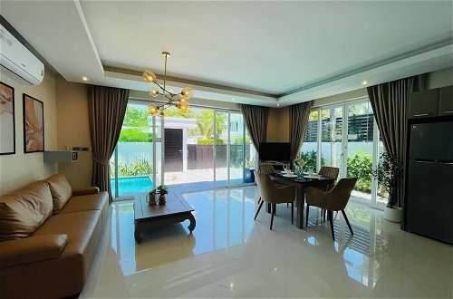 Photo 10 - Palm Oasis Pool Villa by Pattaya Holiday