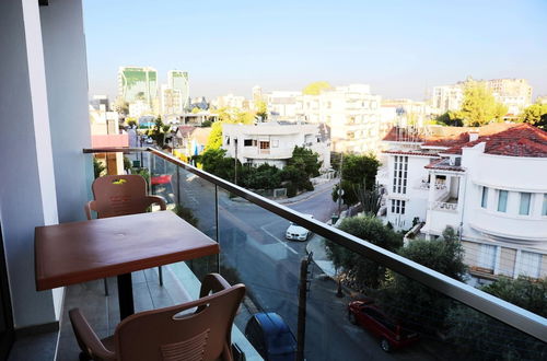 Photo 2 - Flat w Balcony in Lefkosa 5 min to Kyrenia Gate