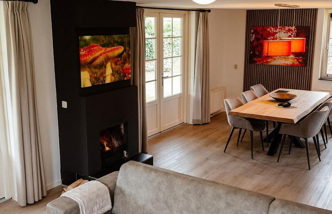 Detached Villa with Outdoor Fireplace near Veluwe - Photo 23