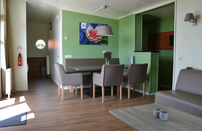 Bungalow in South Holland With Unique Design - Foto 20