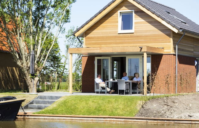 Modern Holiday Home With a Terrace by Water - Foto 16