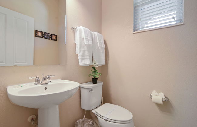 Four Bedroom Sleeps 10 w Gameroom 5152a - Photo 13