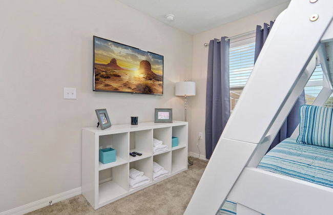 Four Bedroom Sleeps 10 w Gameroom 5152a - Photo 20