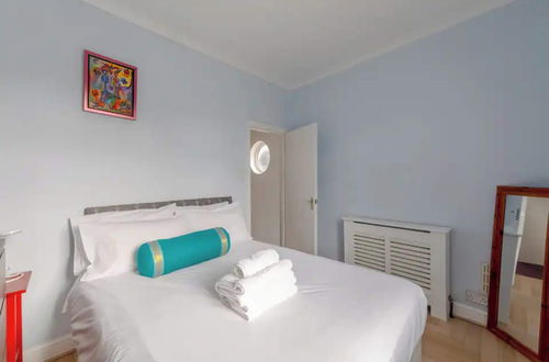 Photo 4 - Tasteful & Homely 1BD Flat - Brixton