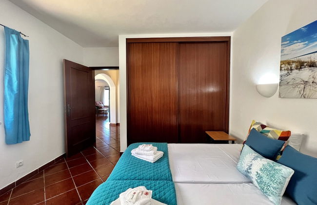 Alvor Secret With Pool by Homing - Photo 8