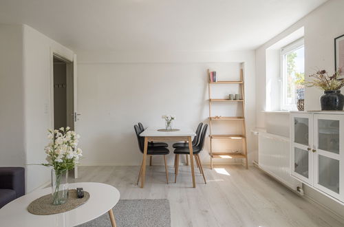 Foto 1 - Newly Renovated 1-bed Apartment in Aalborg