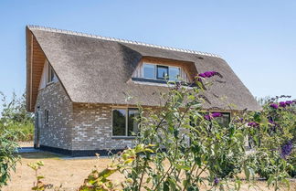 Foto 1 - Thatched Villa With Dishwasher Near the Sea on Texel