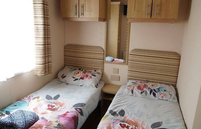 3 Bedroom Family van , Linen inc Pets go Free - Photo 4