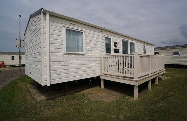 3 Bedroom Family van , Linen inc Pets go Free - Photo 1