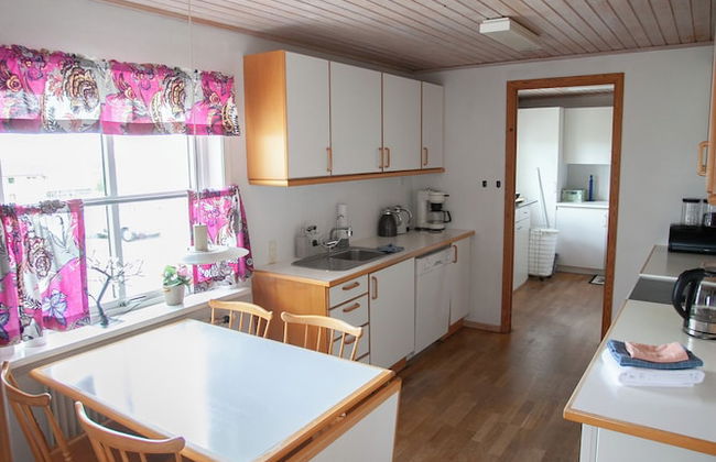 4 Br House / Capital / Cheerful /Nature - Photo 11