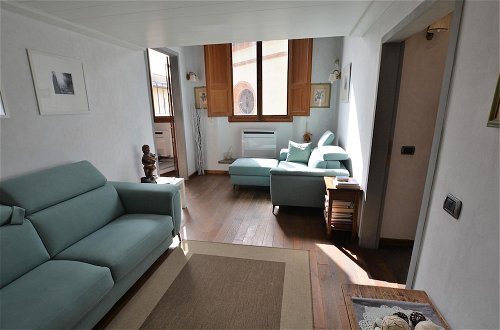Photo 18 - Elegant Apartment for 3 in Firenze With Elevator