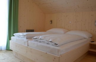 Photo 2 - Attractive Chalet With Sauna