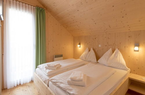 Photo 2 - Attractive Chalet With Sauna