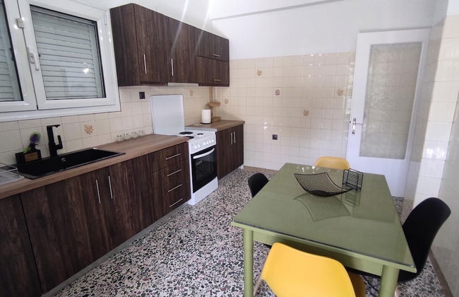 City Apartment w 3 BR Spacious Yard - Foto 15