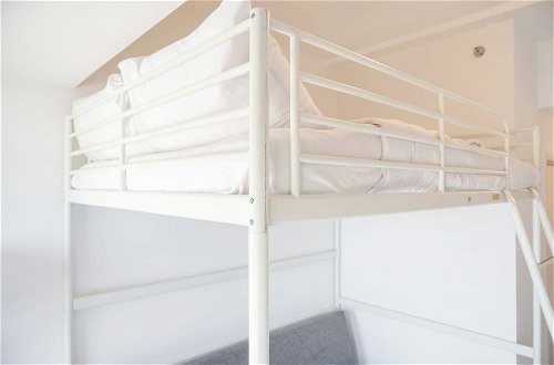 Foto 1 - Simply Look And Homey Studio Tokyo Riverside Pik 2 Apartment