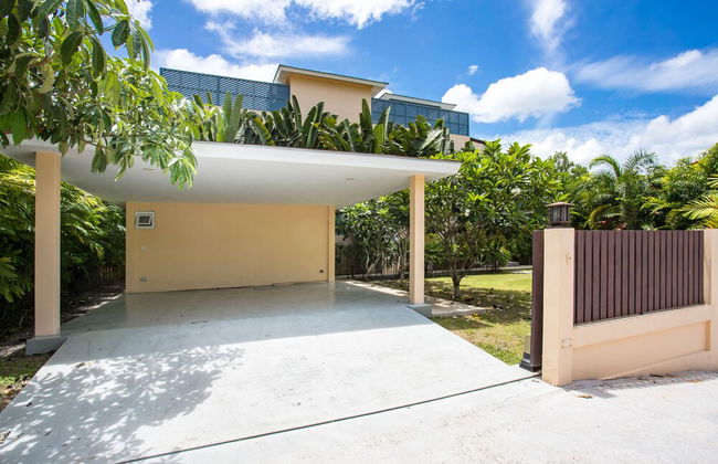 Spacious Tri-Level Pool Villa Dragon C - Photo 27