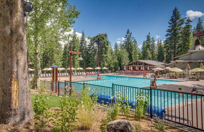 VIP Ski-In Ski-Out Northstar Ski Trails by Sierra Getaways - Foto 15