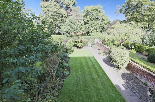 Photo 8 - Charming 4-bed Georgian Home in Central Worcester