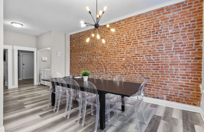 Designer Home in Shaw Right Side - JZ Vacation Rentals - Foto 15