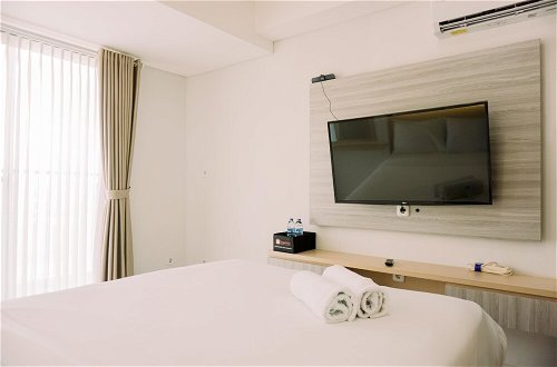 Photo 17 - Brand New And Good Choice Studio At Daan Mogot City Apartment
