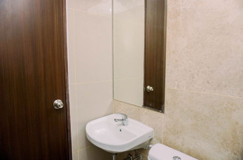 Photo 13 - Comfort And Homey 2Br At Transpark Bintaro Apartment