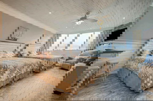Photo 6 - Seaside Villa Ocean View Studio!