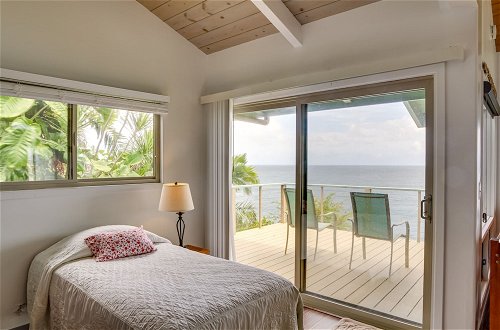 Foto 8 - Hilo Home w/ Private Deck + Stunning Ocean Views