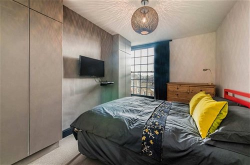 Foto 4 - Newly Renovated Two Bedroom Kensington Flat
