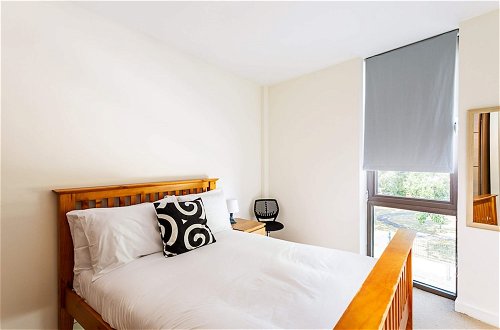Foto 5 - Modern 1 Bedroom Apartment in West London