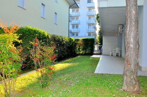 Photo 1 - Welcoming Flat With Private Garden - Beahost